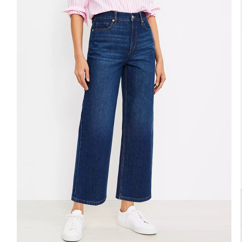 BRAND NEW High rise wide leg crop jeans